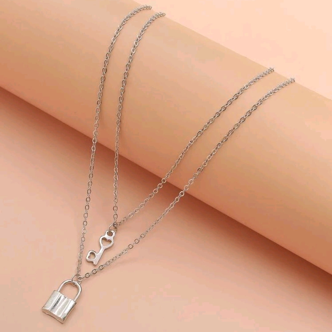 2pcs Lock Charm Necklace