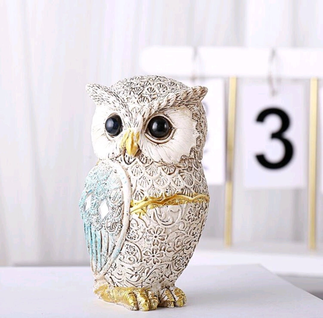 Realistic Polyresin Owl Figurine